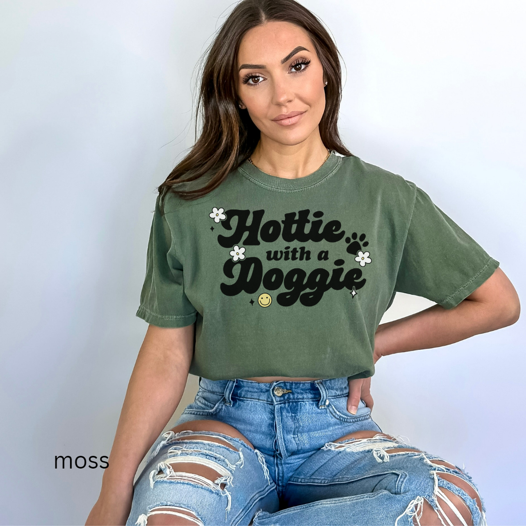 hottie with a doggie comfort colors t-shirt