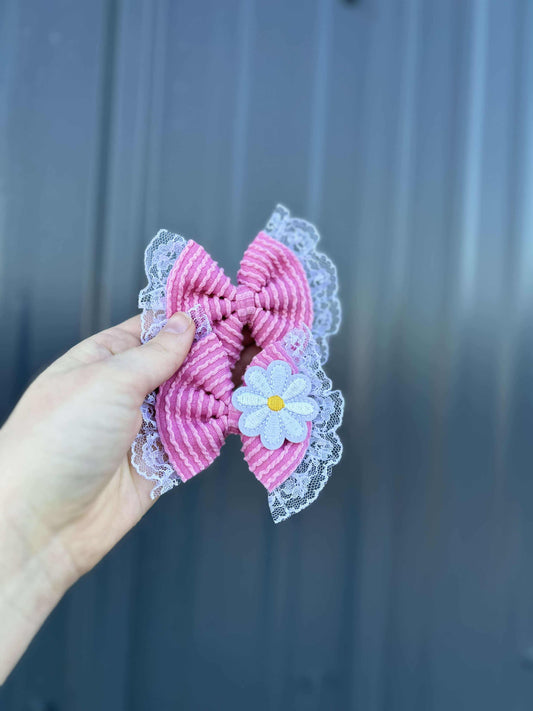 Pink waved bows with lace - more styles