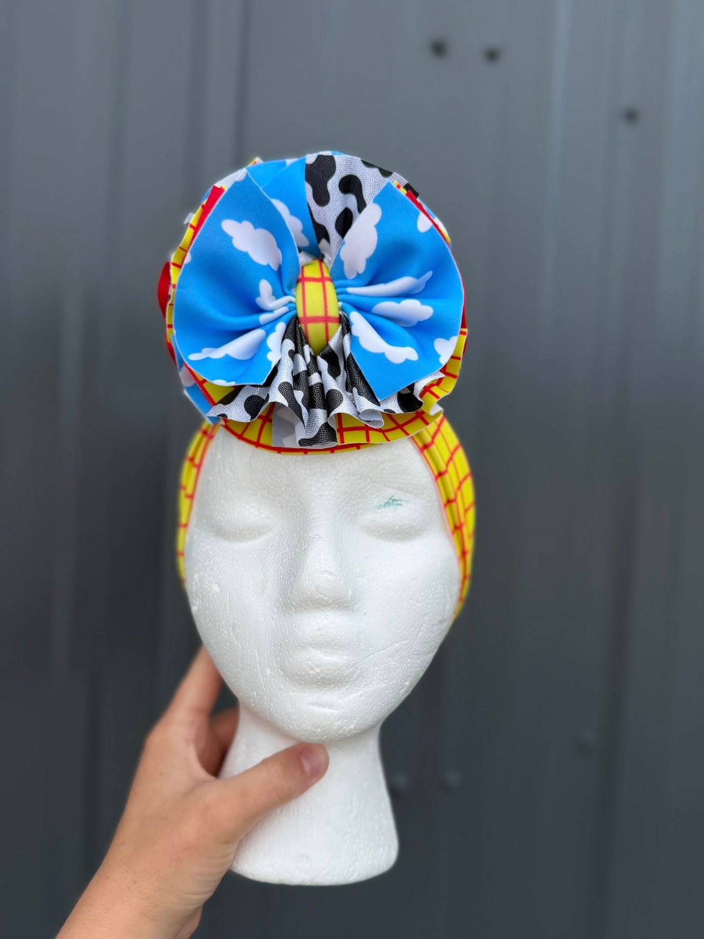 Toy inspired bow - shredded styles only