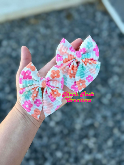 Summer floral waved bows - all styles LEAVE HARDWARE IN NOTES PLZ (CLIP OR NYLON)