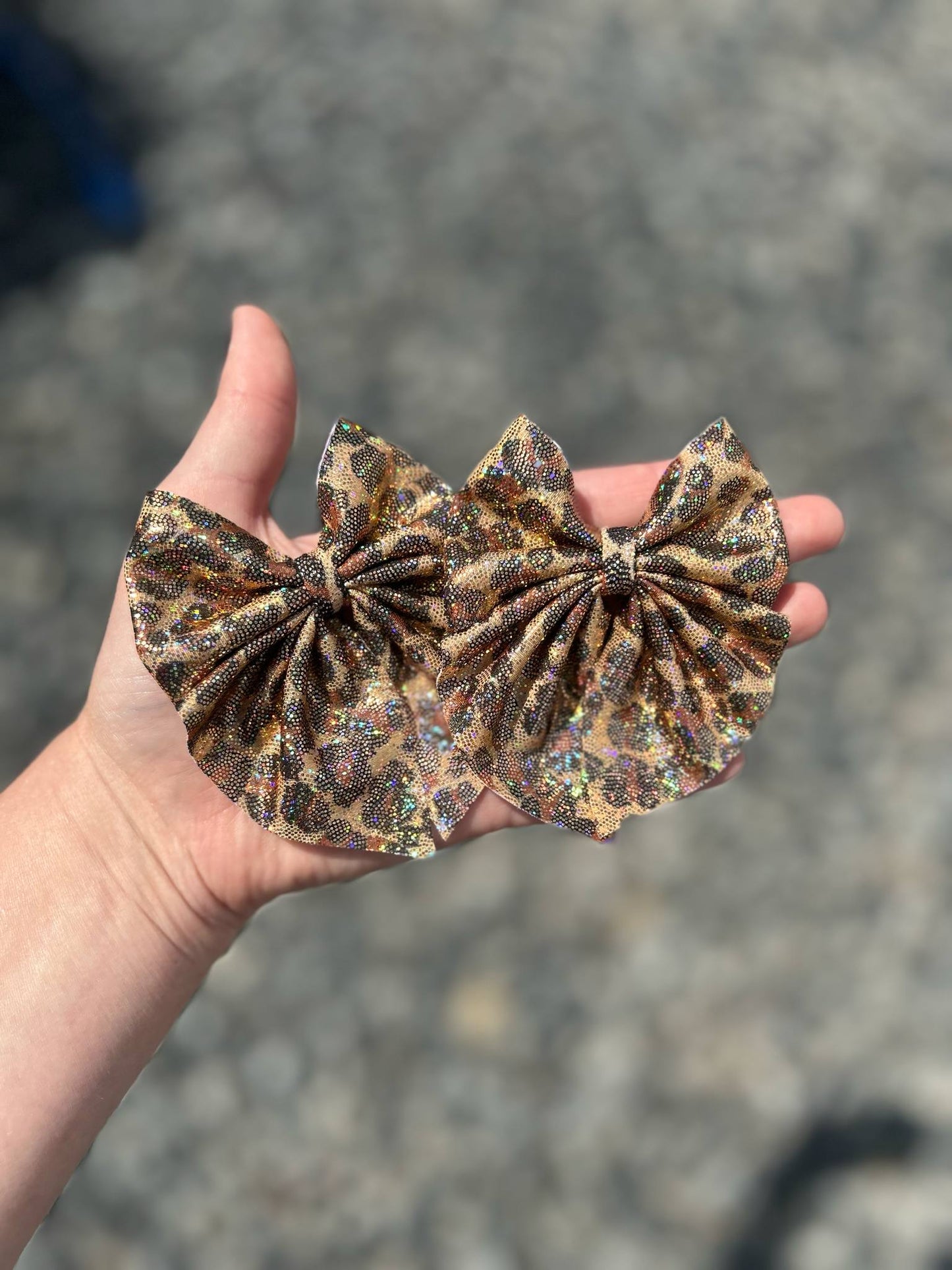 Cheeta/ Leopard pint holo bows
