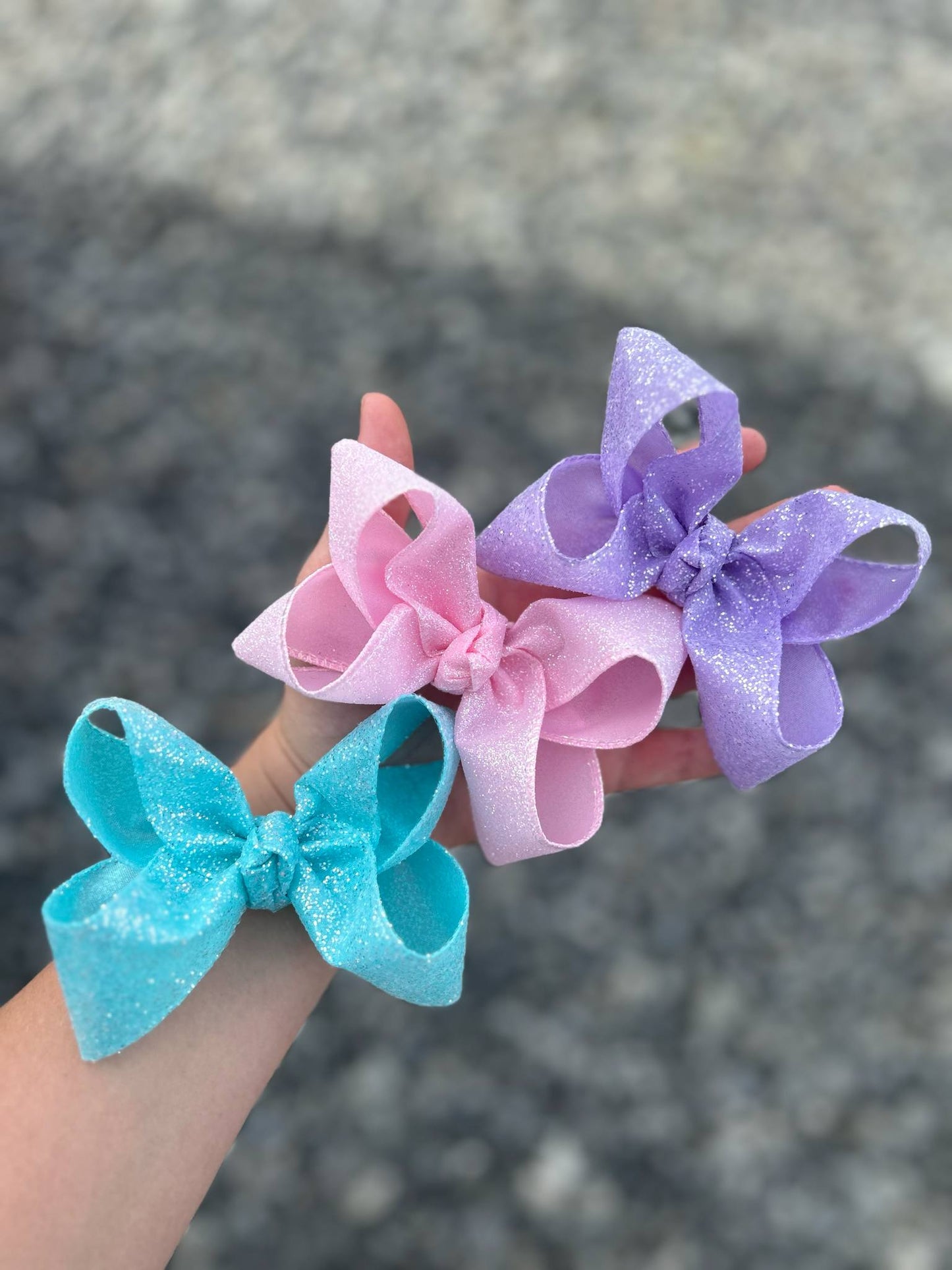 Glitter ribbon bows