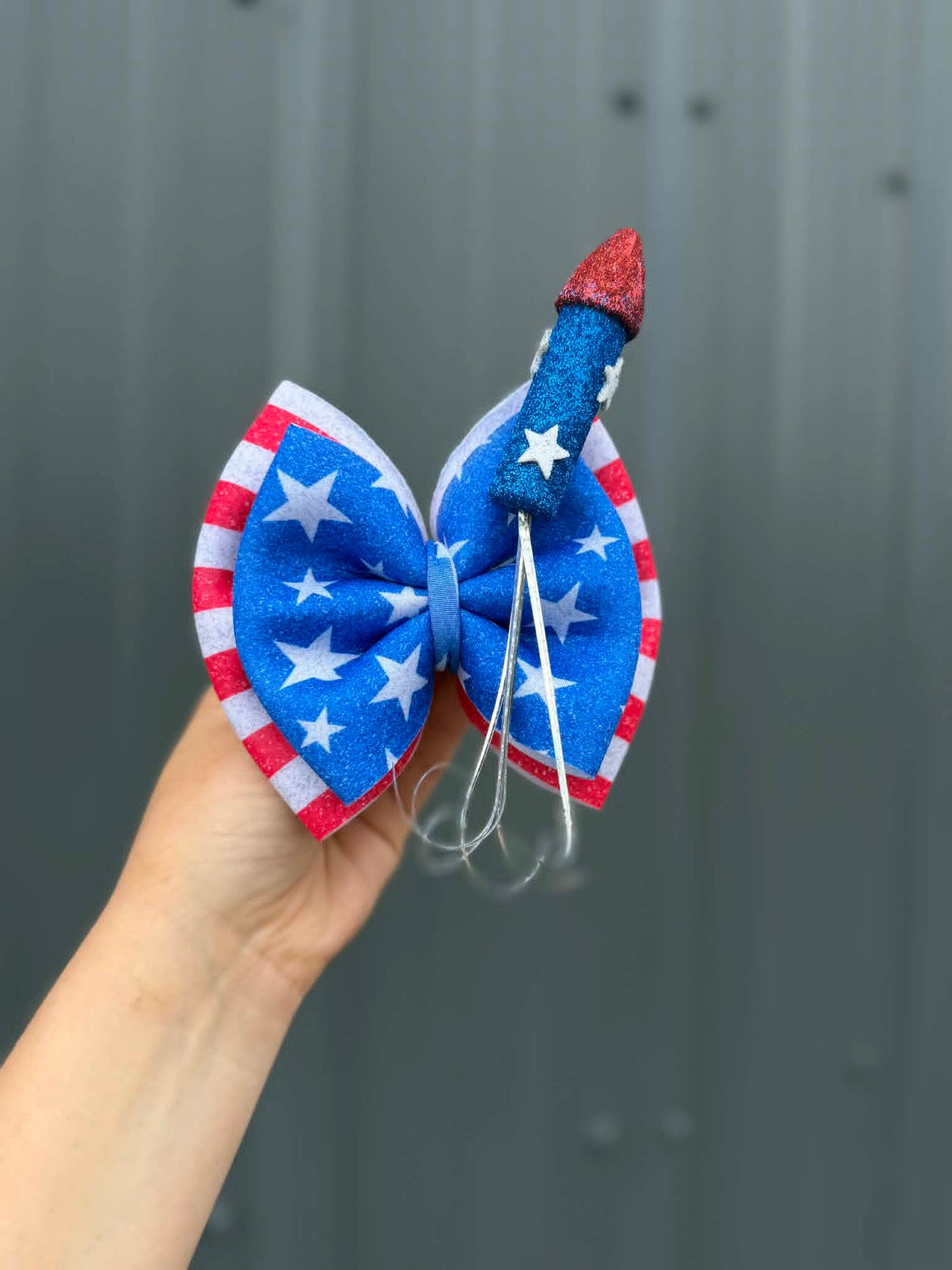 Stars and Stripes stacked bows