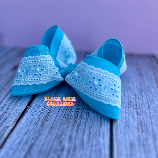 6" Blue with Lace and Pearls Ribbon Bow