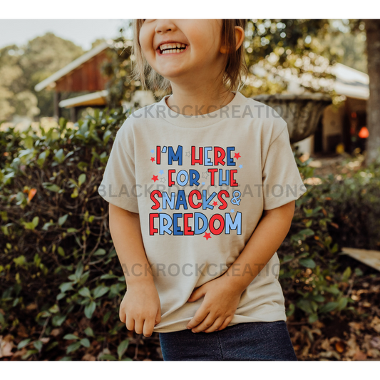 Im here for the snacks and freedom 4th of july toddler tshirt